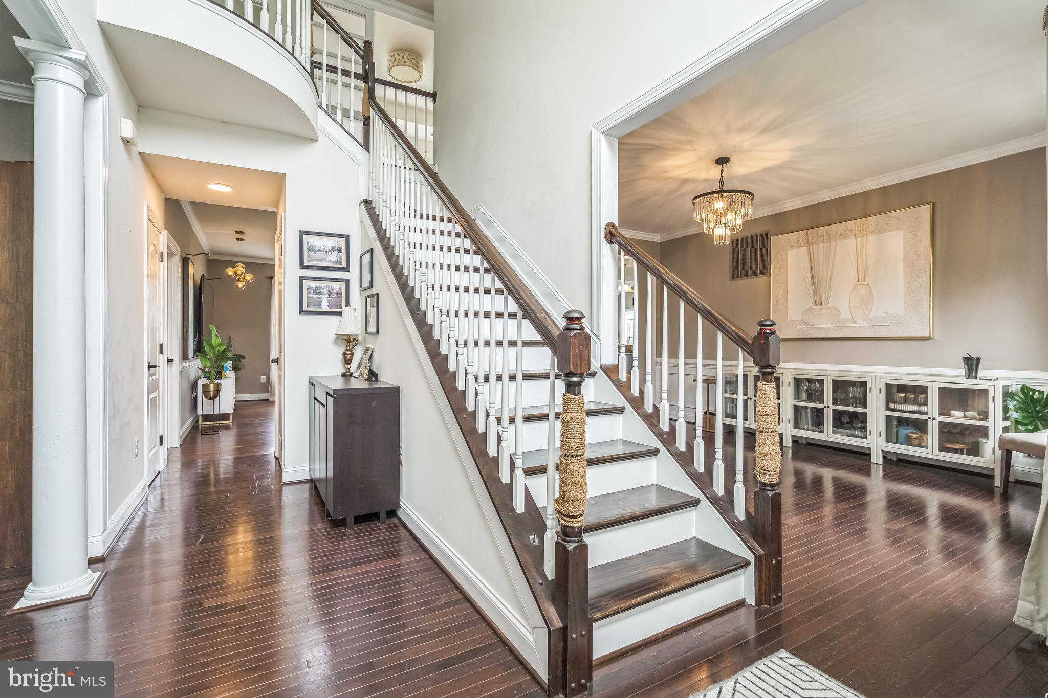 1 SUNNI MEADOW COURT