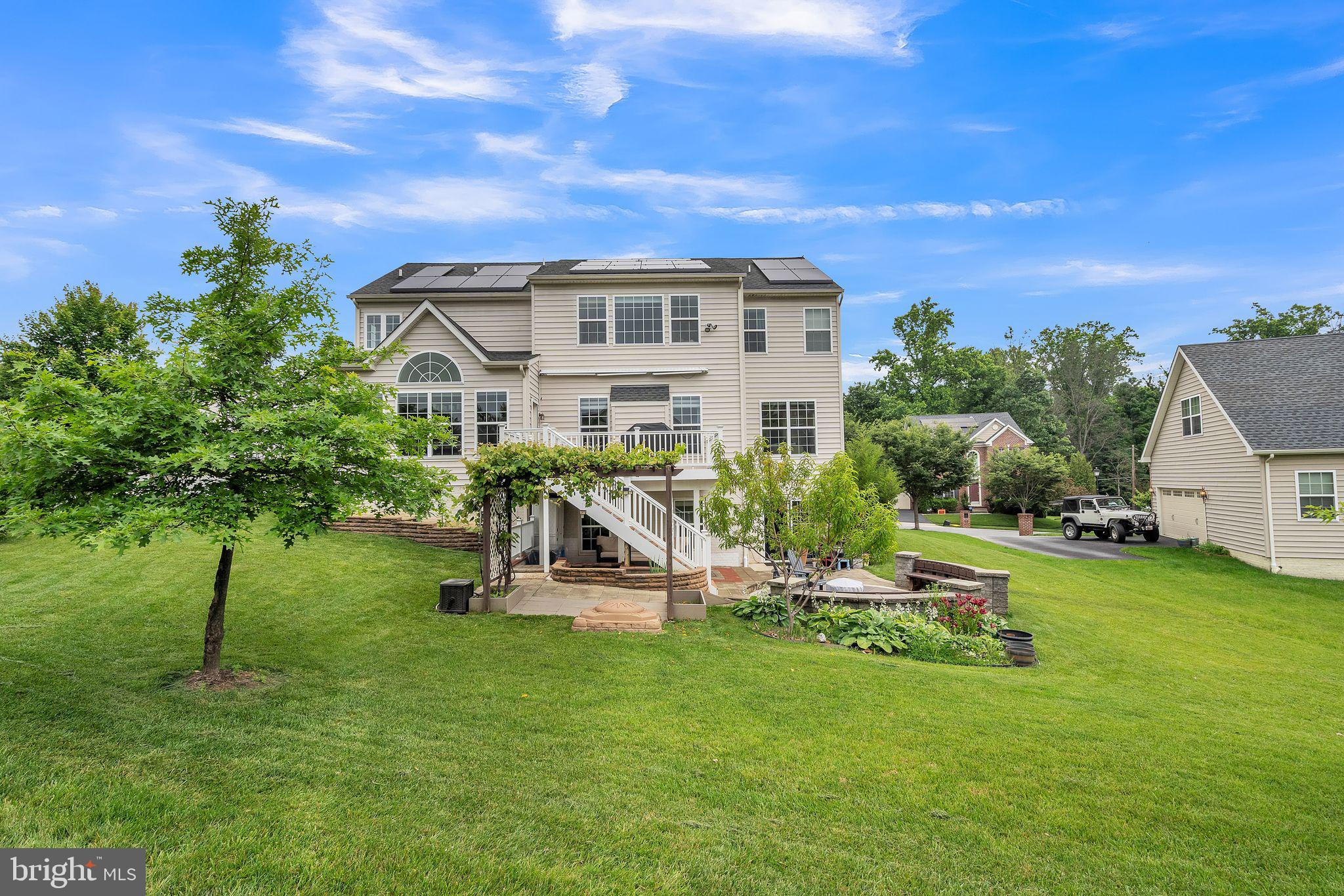 1 SUNNI MEADOW COURT