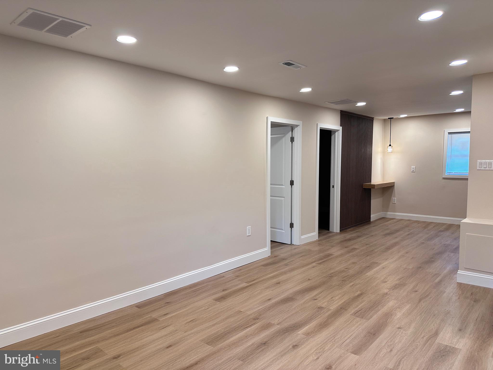 ACADEMY GARDENS - Residential