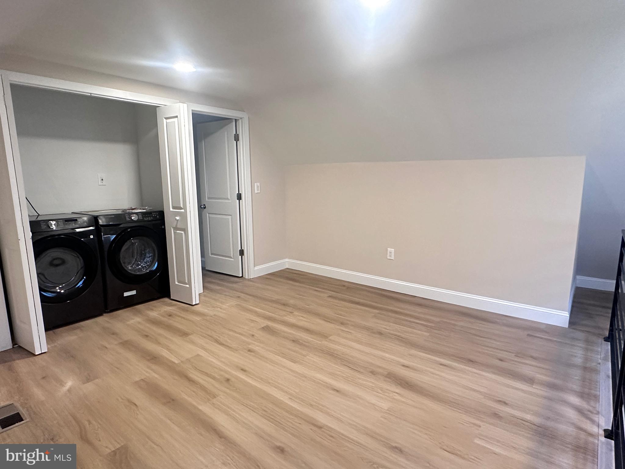 ACADEMY GARDENS - Residential