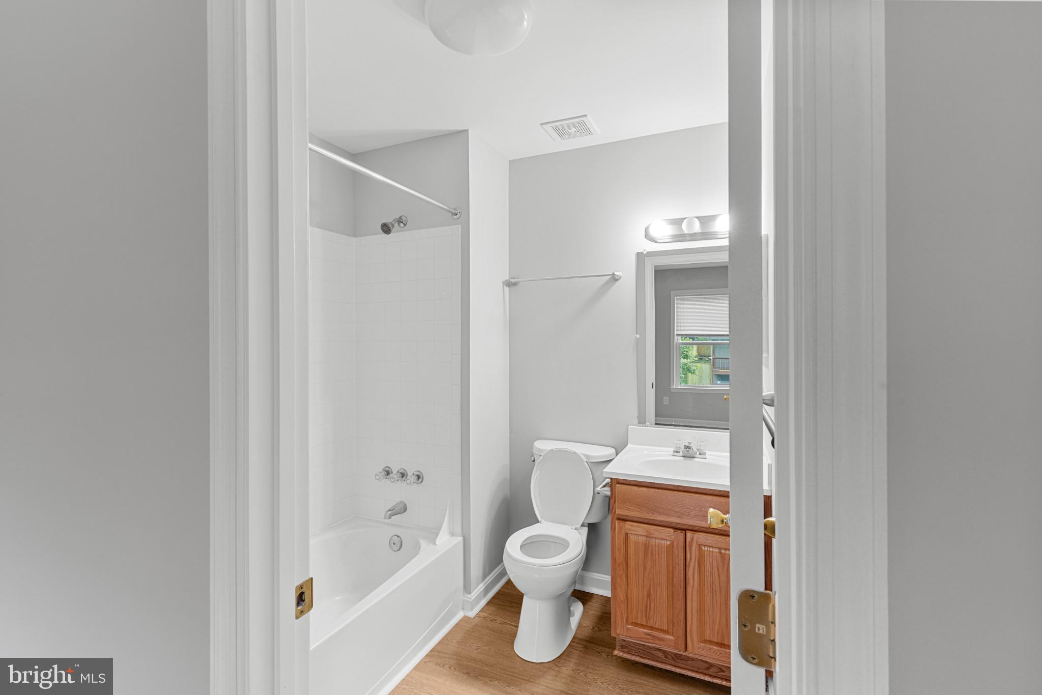 THE CEDARS - Residential