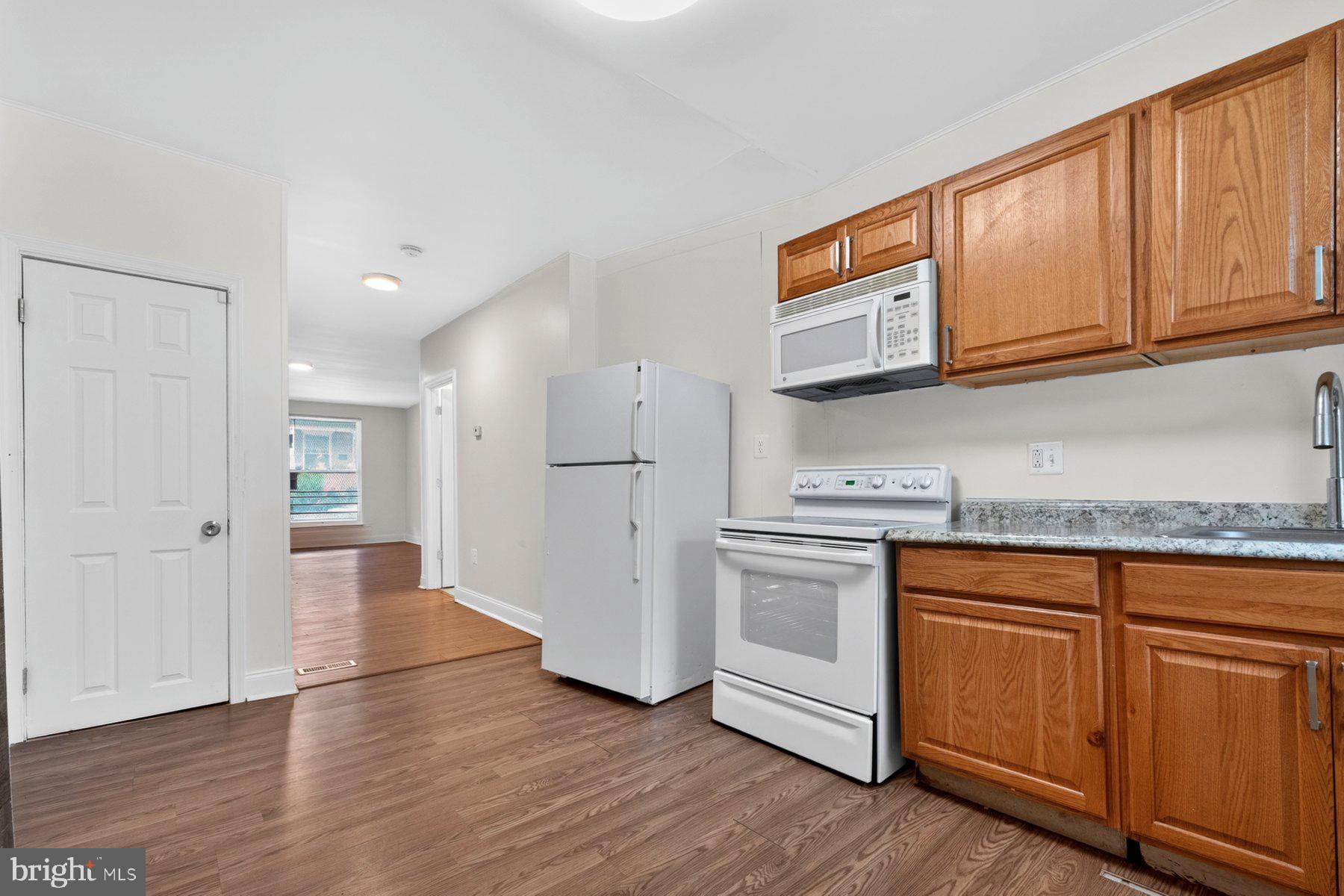 MIDTOWN EDMONDSON - Residential
