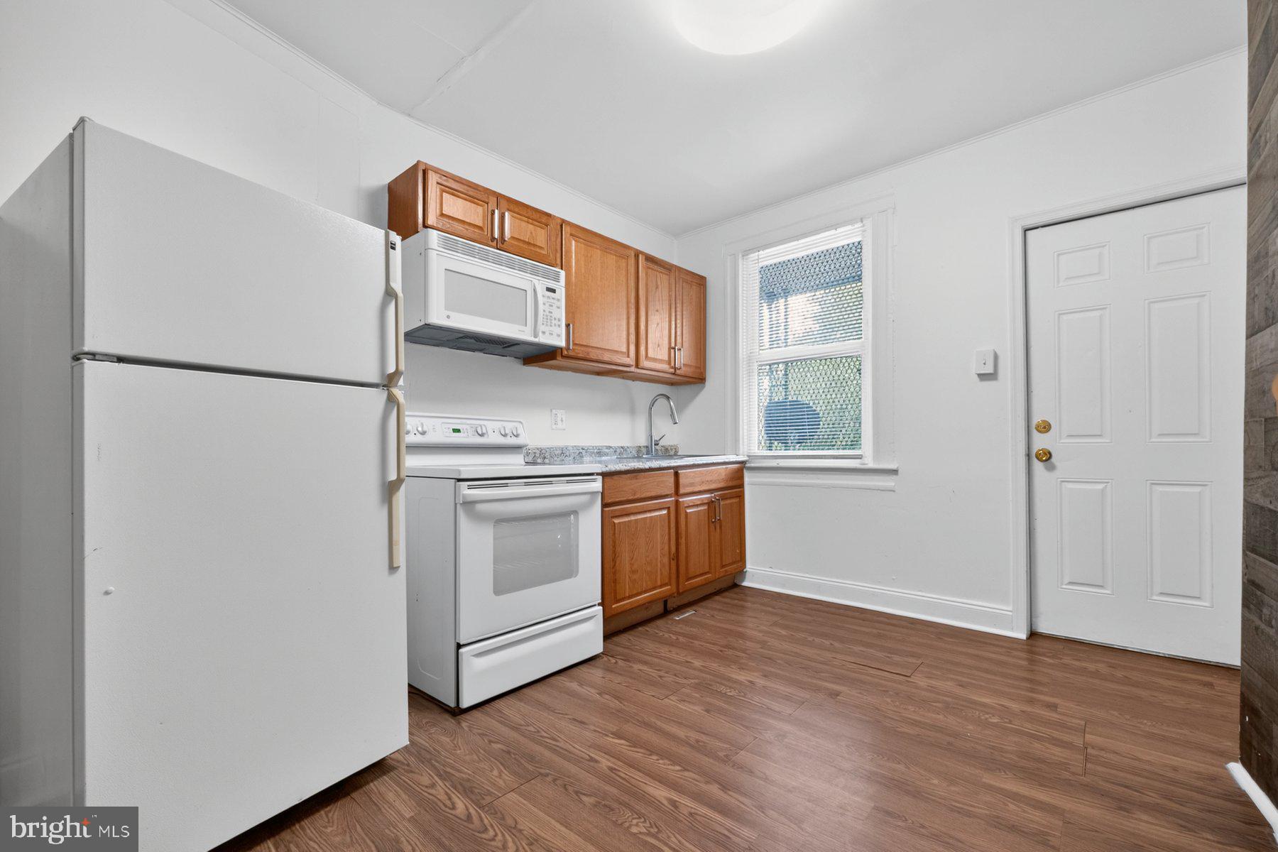 MIDTOWN EDMONDSON - Residential