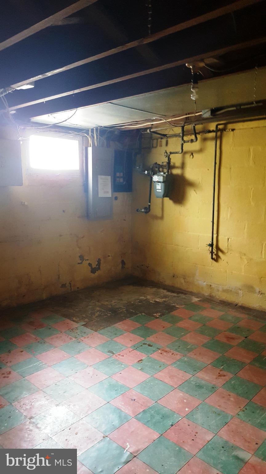 GLEN BURNIE - Residential