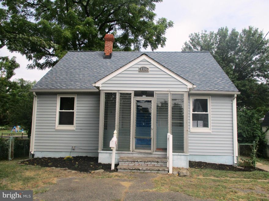 This is a Fannie Mae Property.  Cape Cod with large level lot, driveway, enclosed front porch, eat-in kitchen, two bedrooms on the main level and one full bath.  Original hardwood floors and trim in living room and main level bedrooms.  Basement is full and unfinished.  Upper level could be another bedroom or great storage.