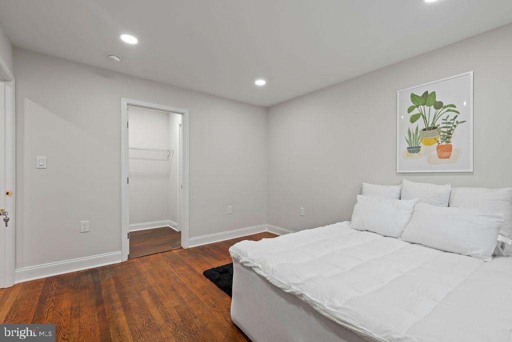 EDMONDSON VIILLAGE - Residential