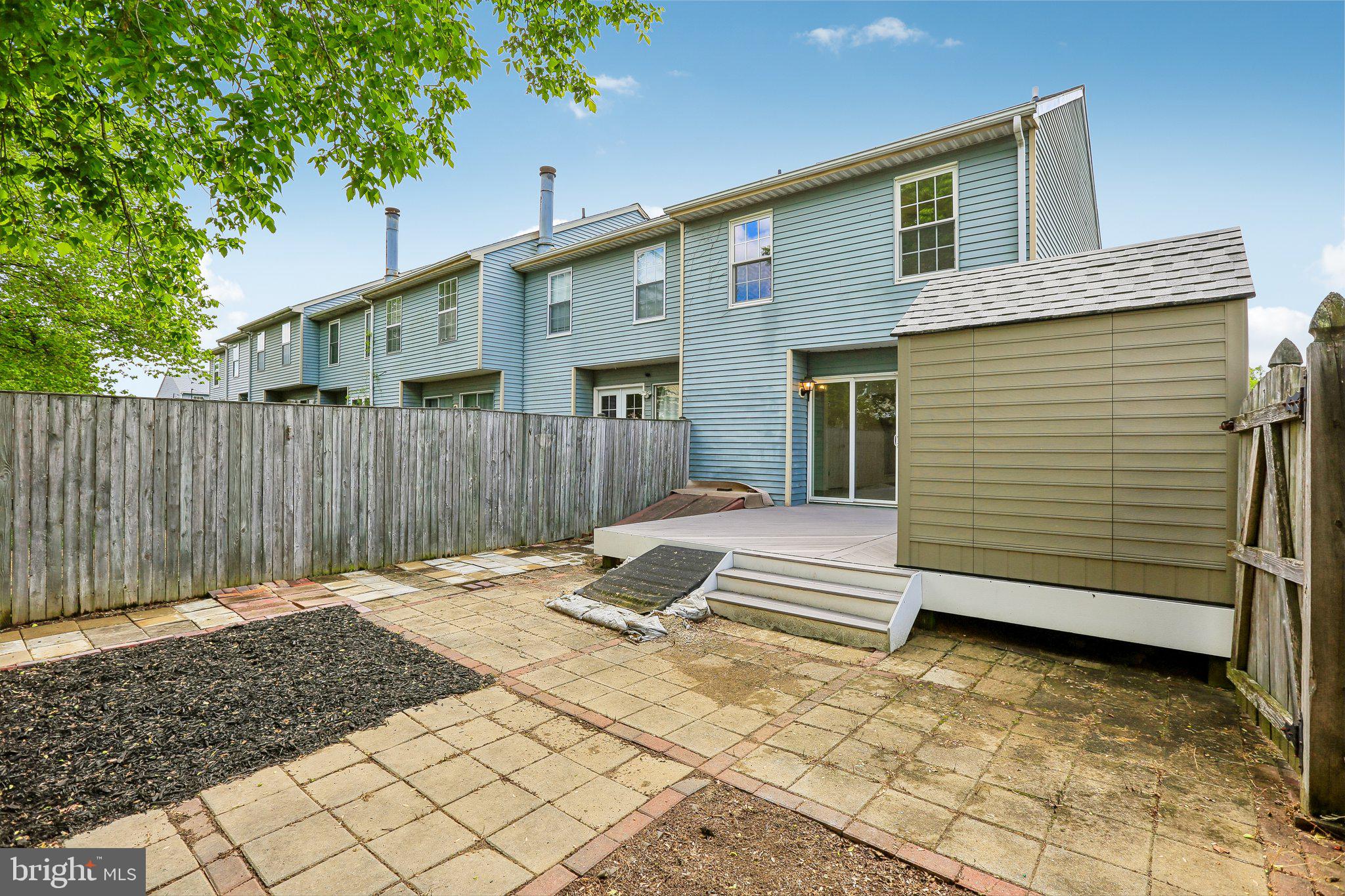 RIVERSIDE - Residential