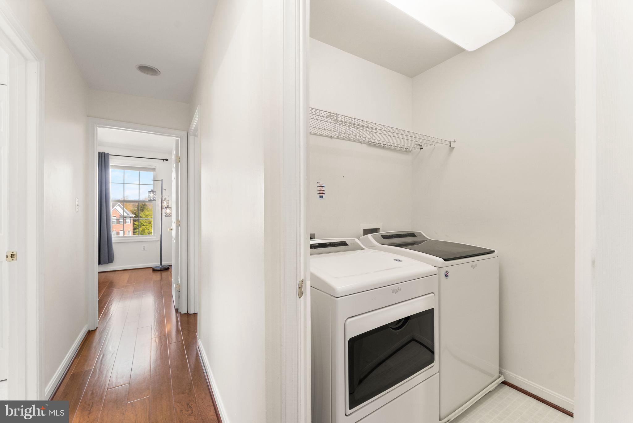 CREEKSIDE - Residential