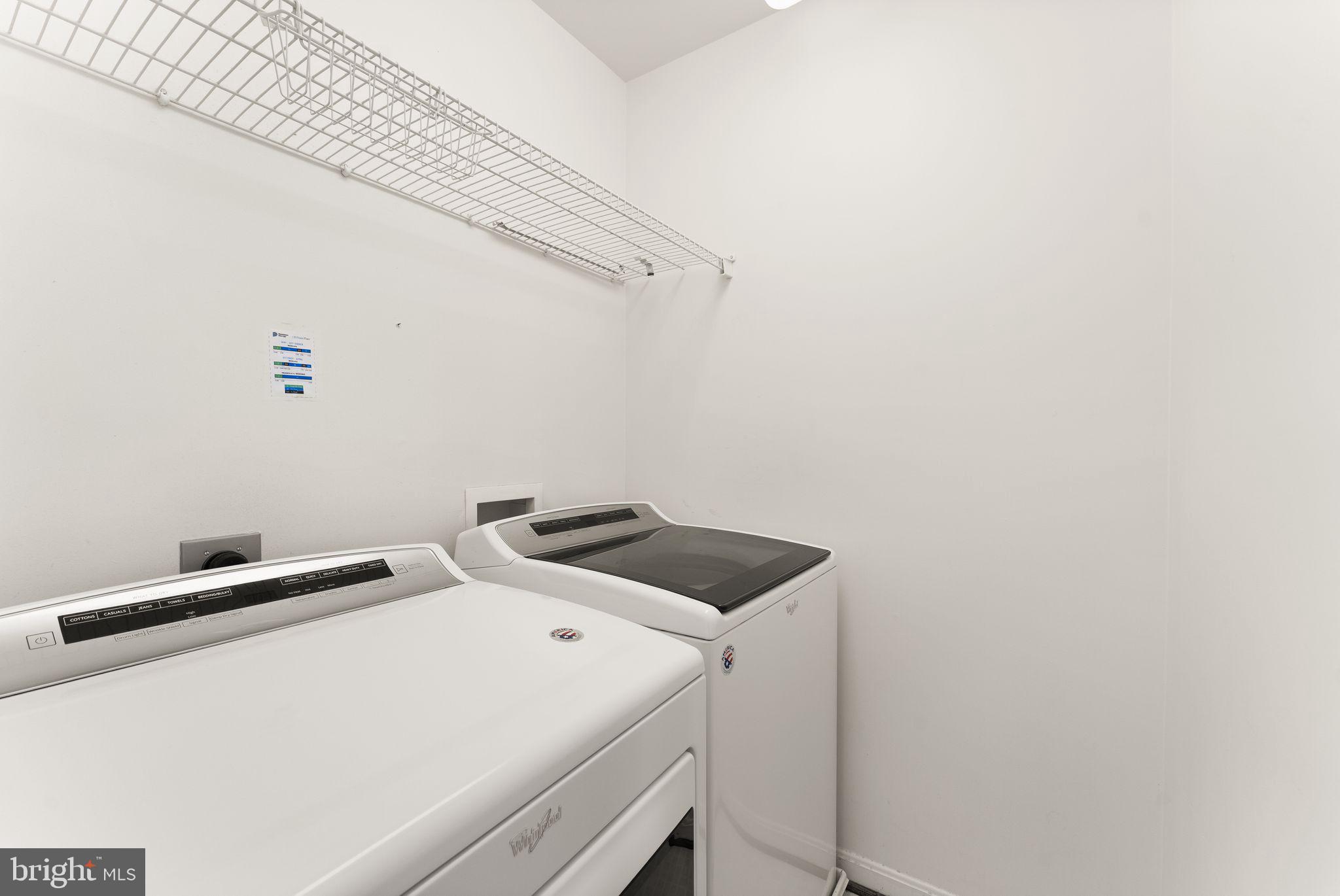 CREEKSIDE - Residential