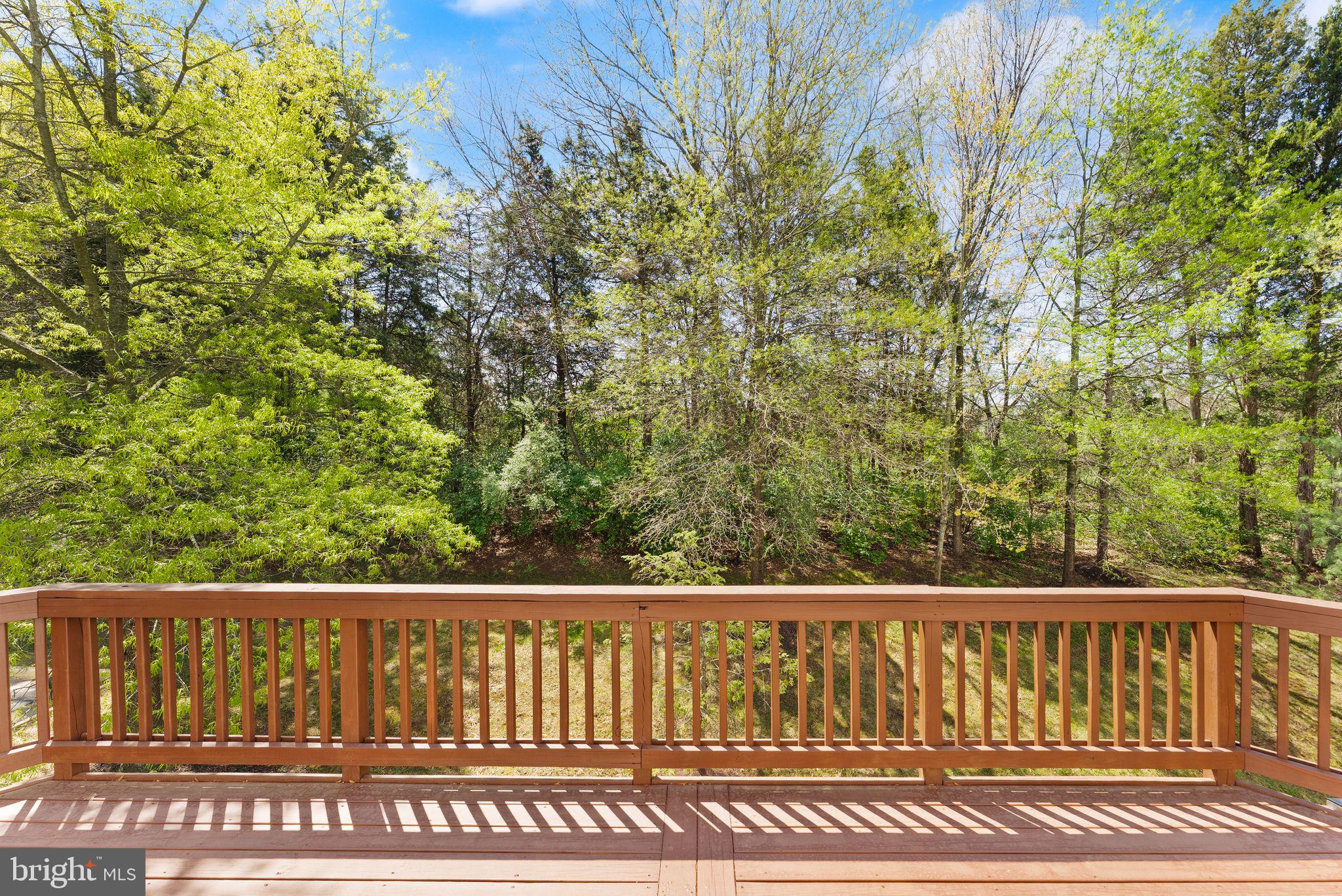 CREEKSIDE - Residential