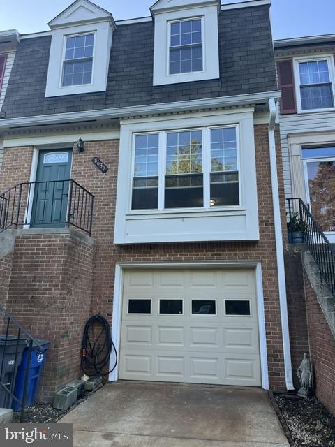 8637 ROCKY GAP COURT