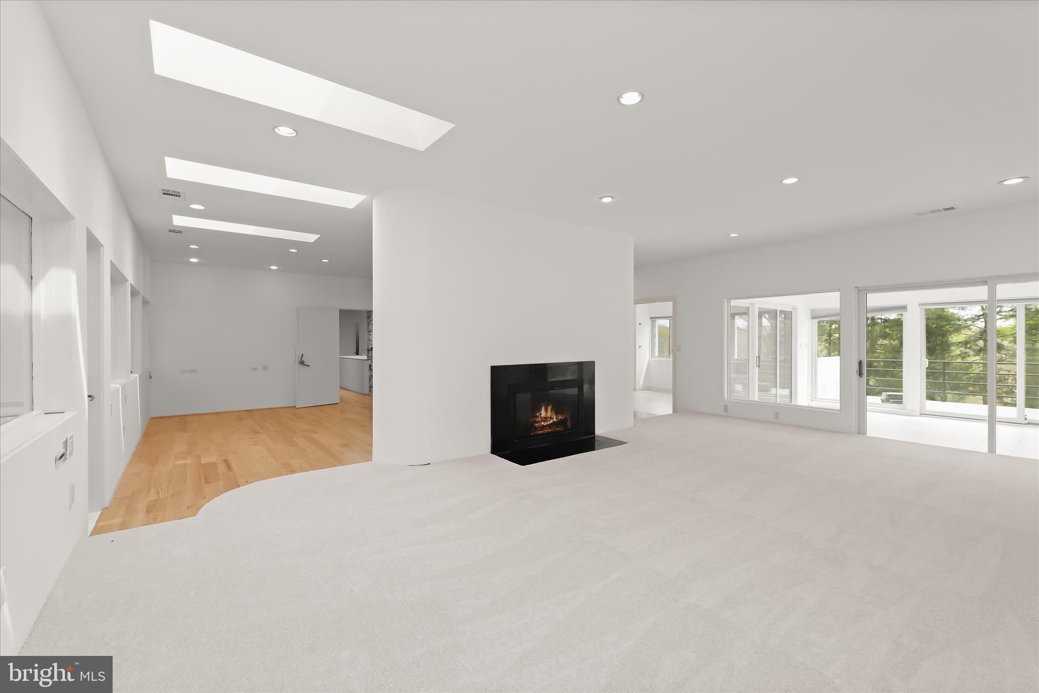 FARSIDE - Residential