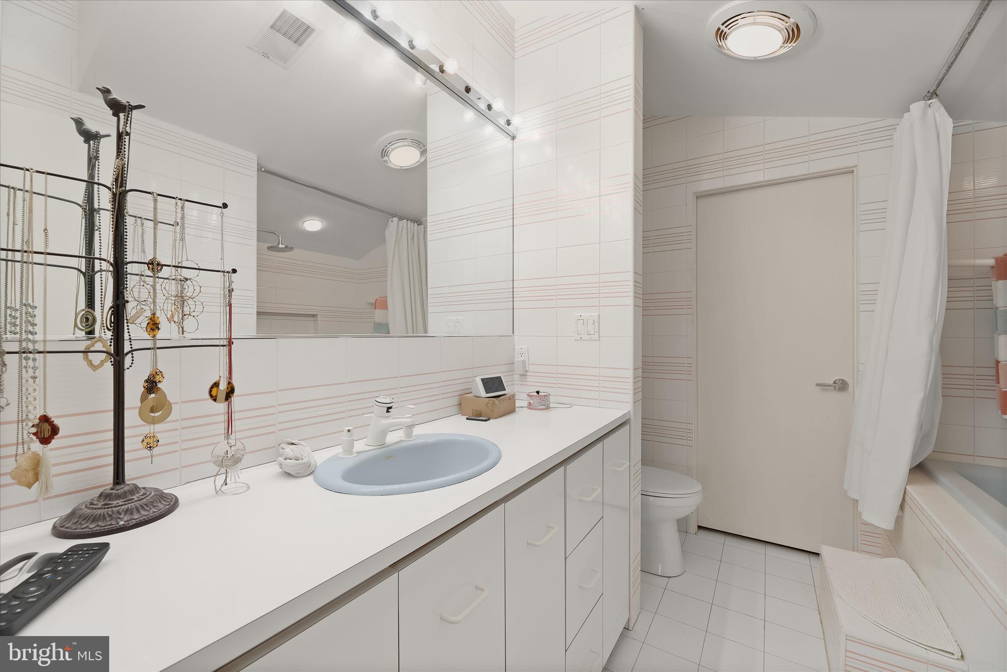 FARSIDE - Residential