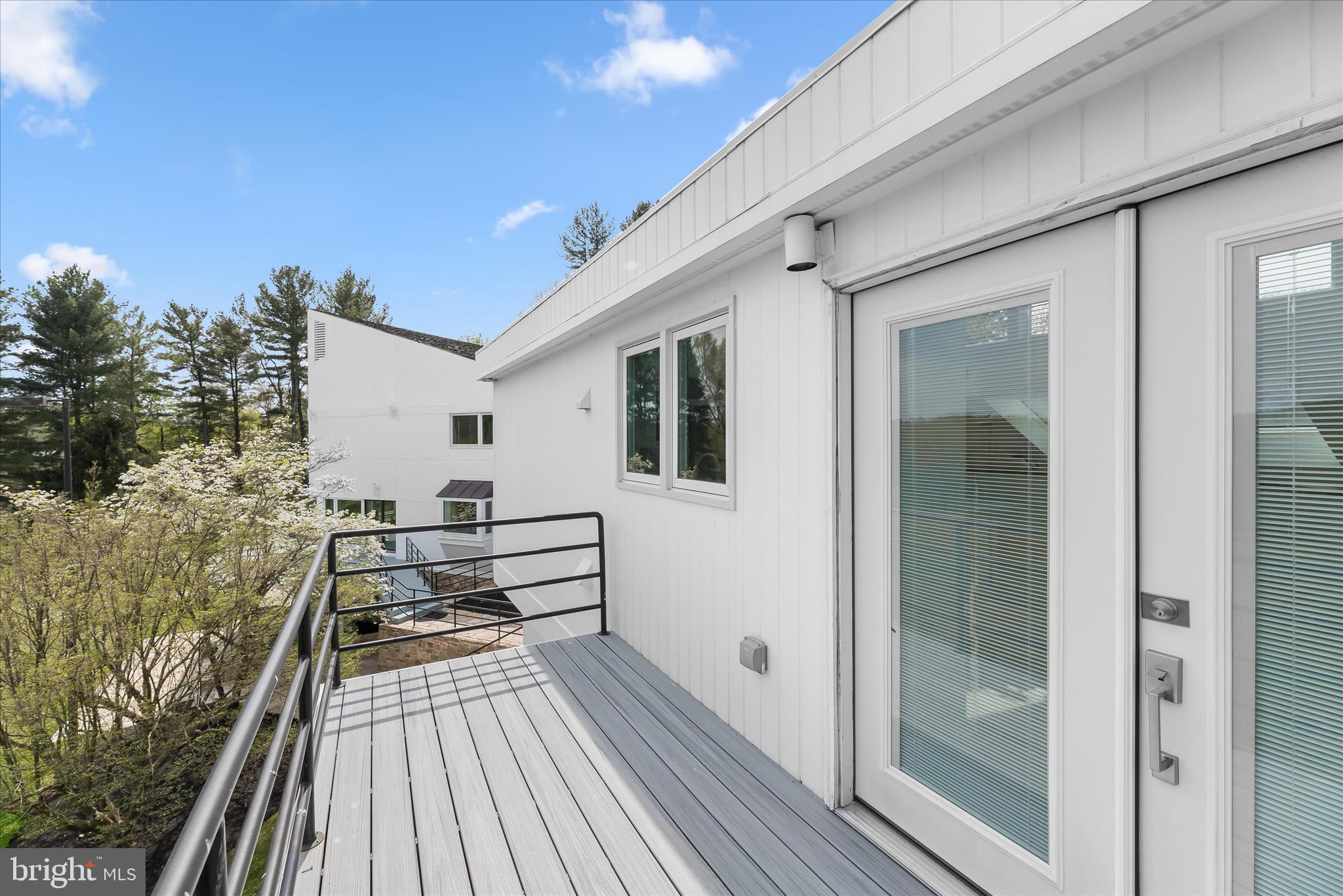 FARSIDE - Residential