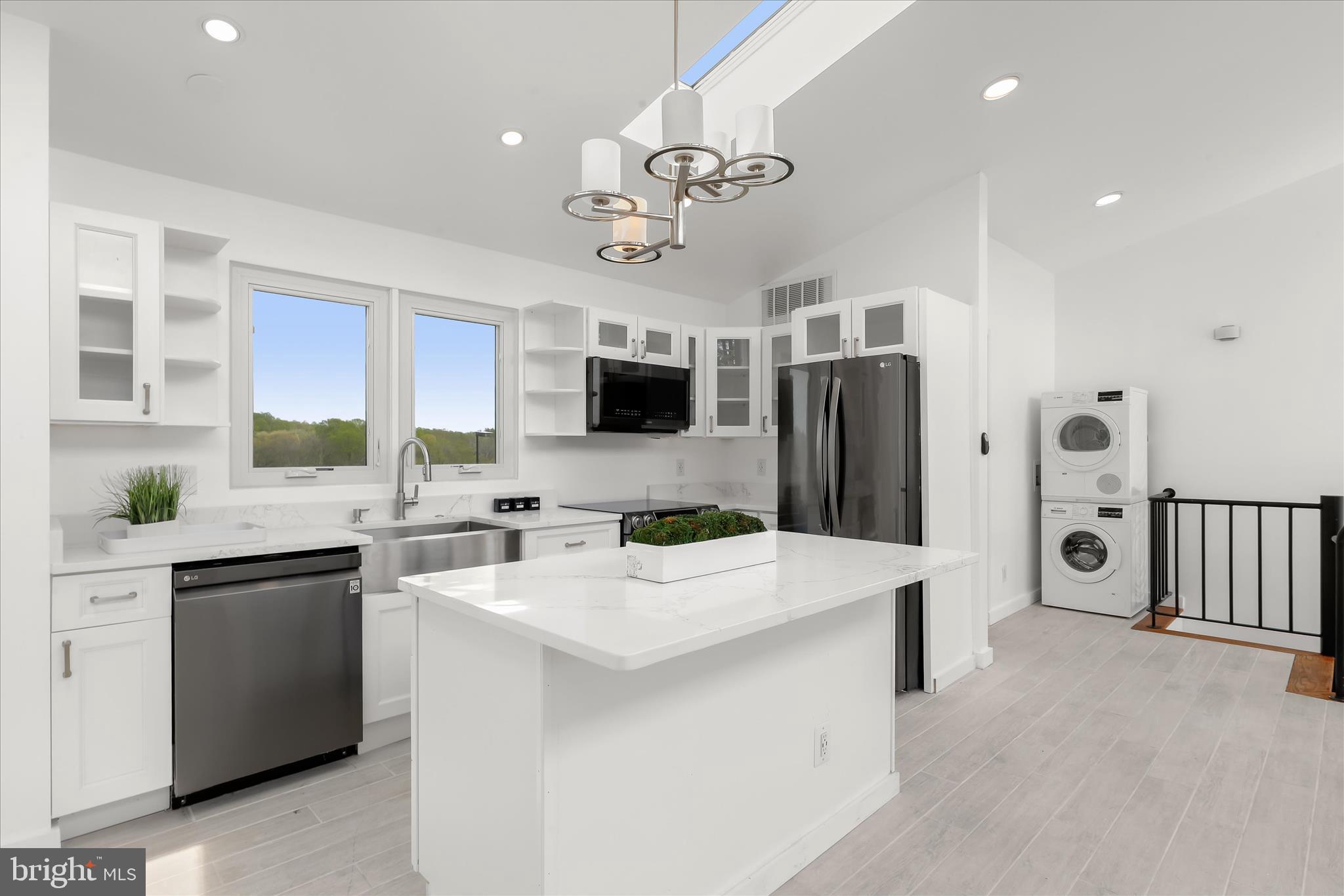 FARSIDE - Residential