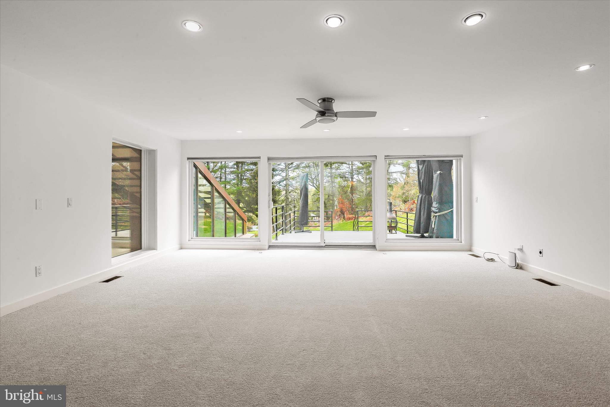 FARSIDE - Residential