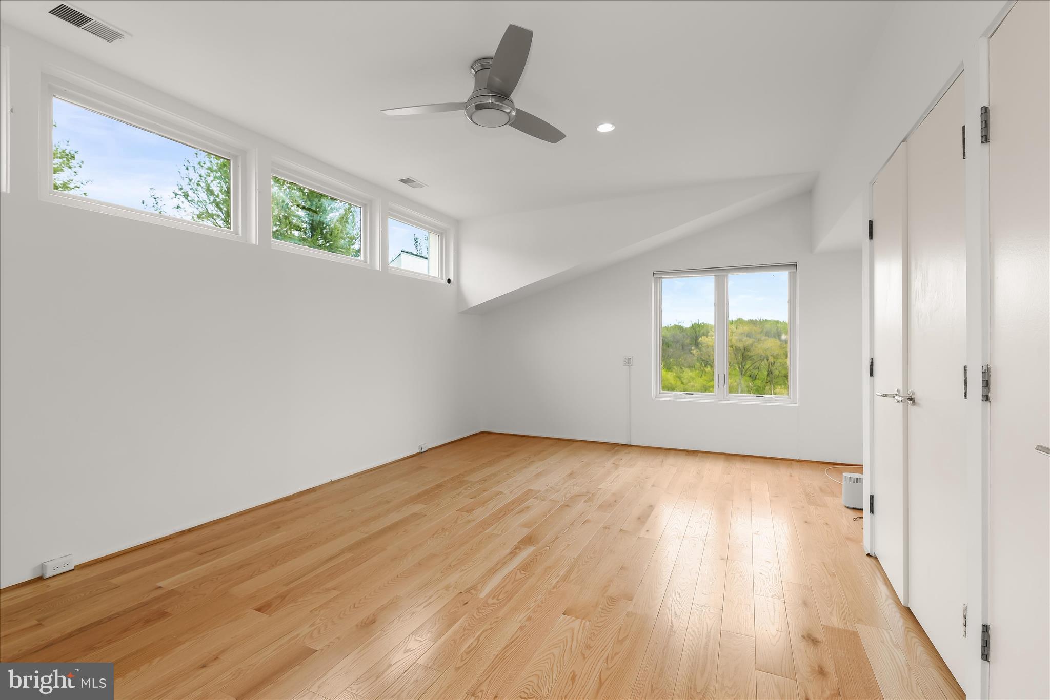 FARSIDE - Residential