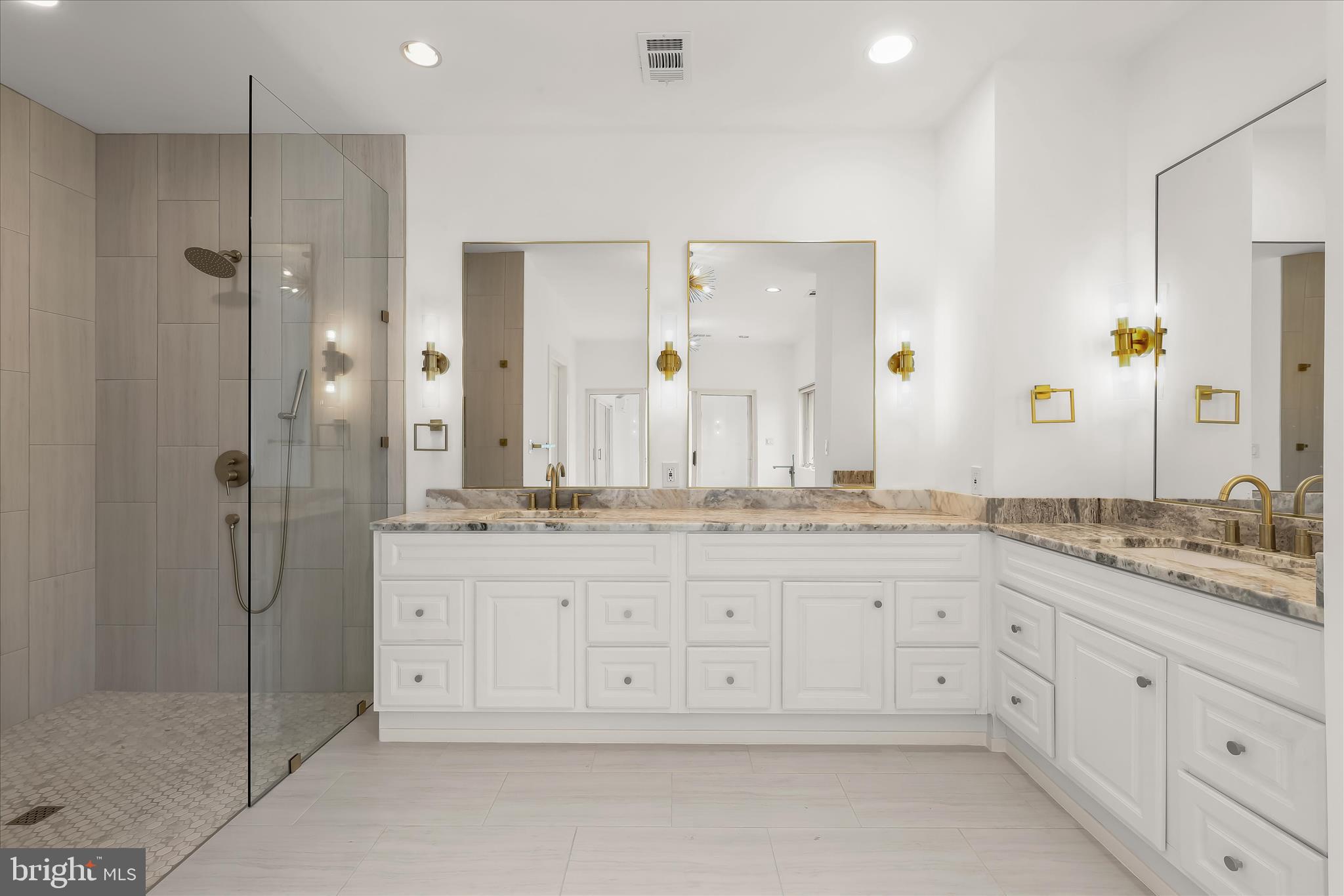 FARSIDE - Residential