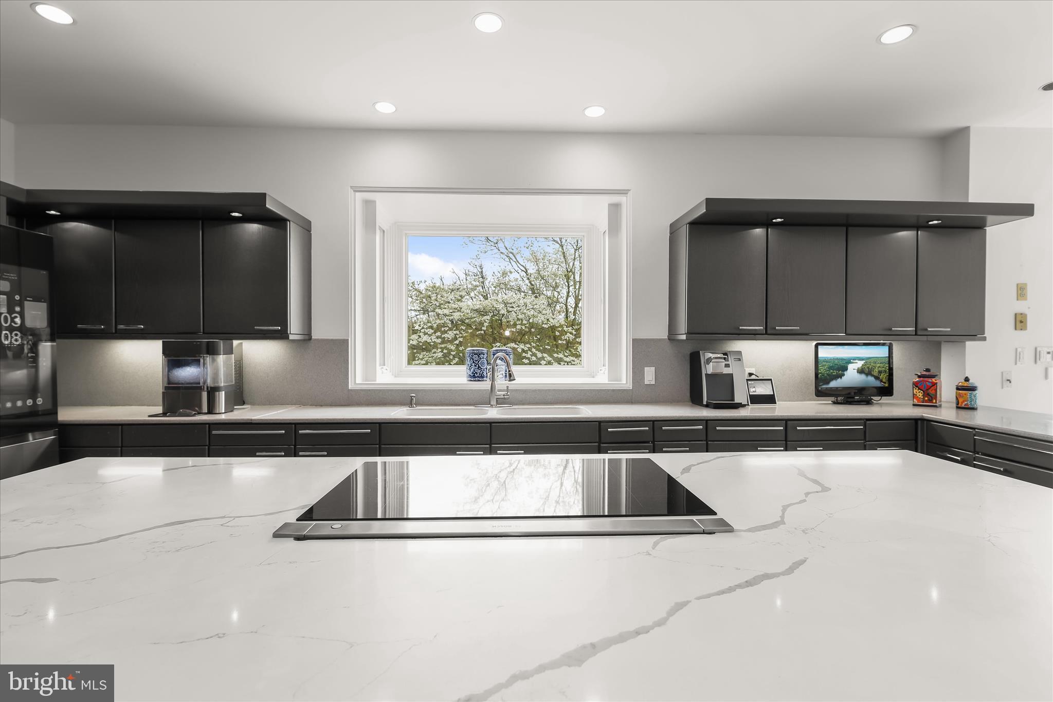 FARSIDE - Residential