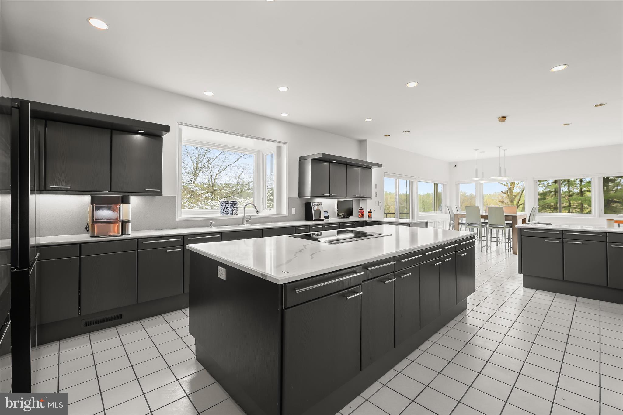 FARSIDE - Residential