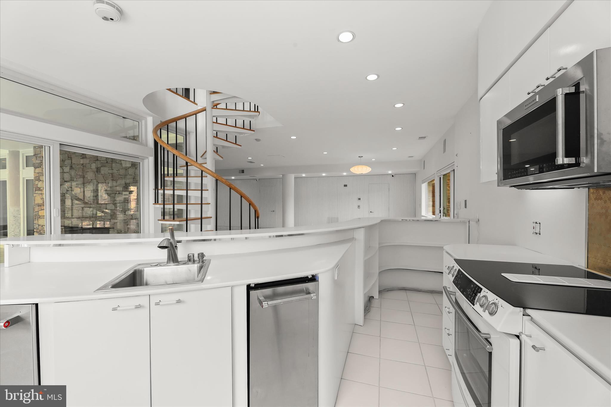 FARSIDE - Residential