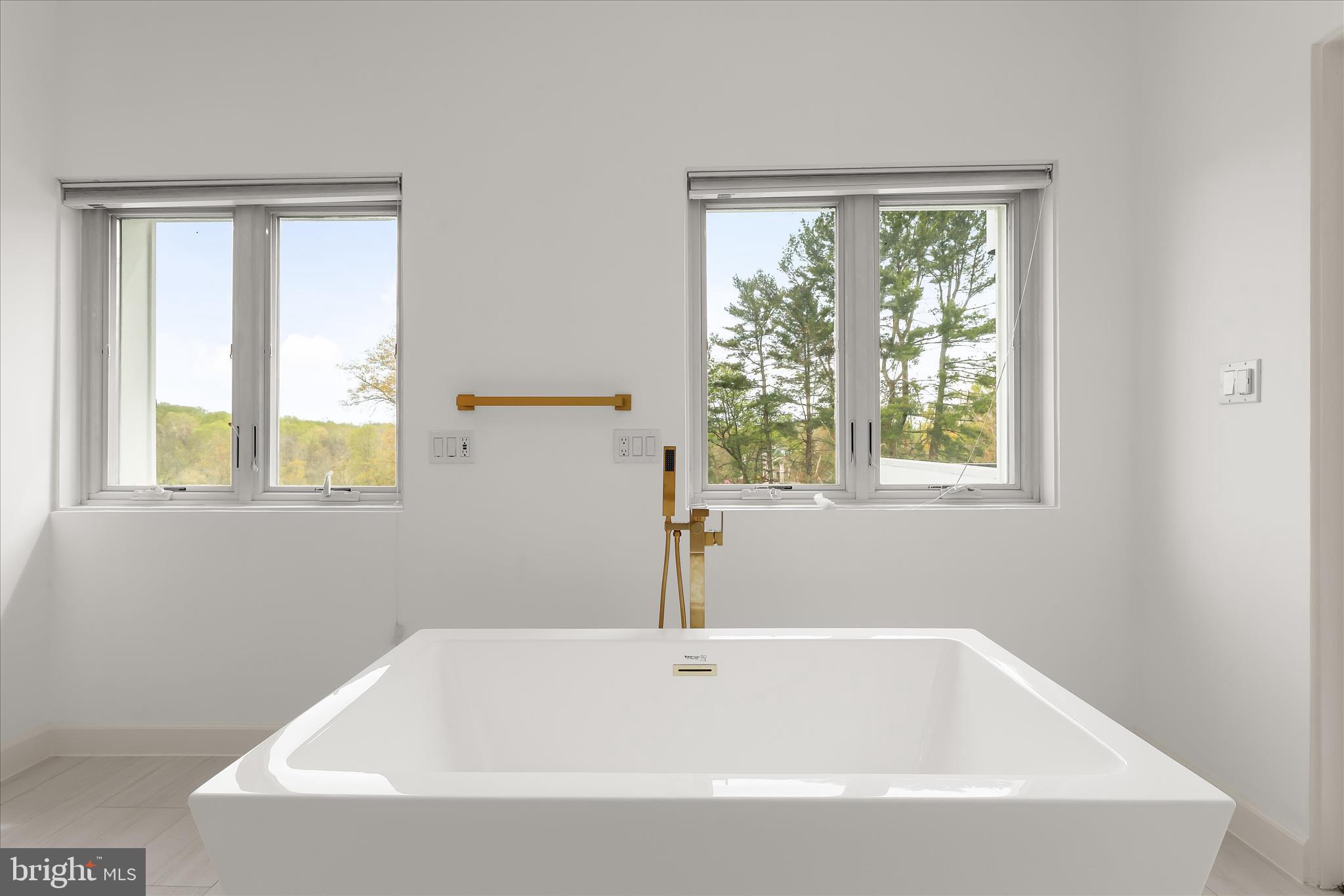 FARSIDE - Residential