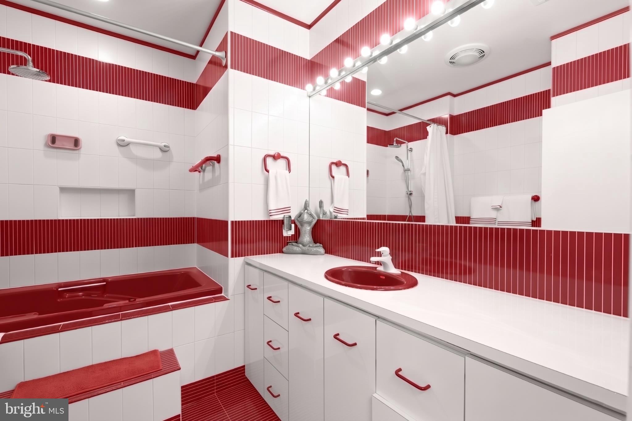 FARSIDE - Residential