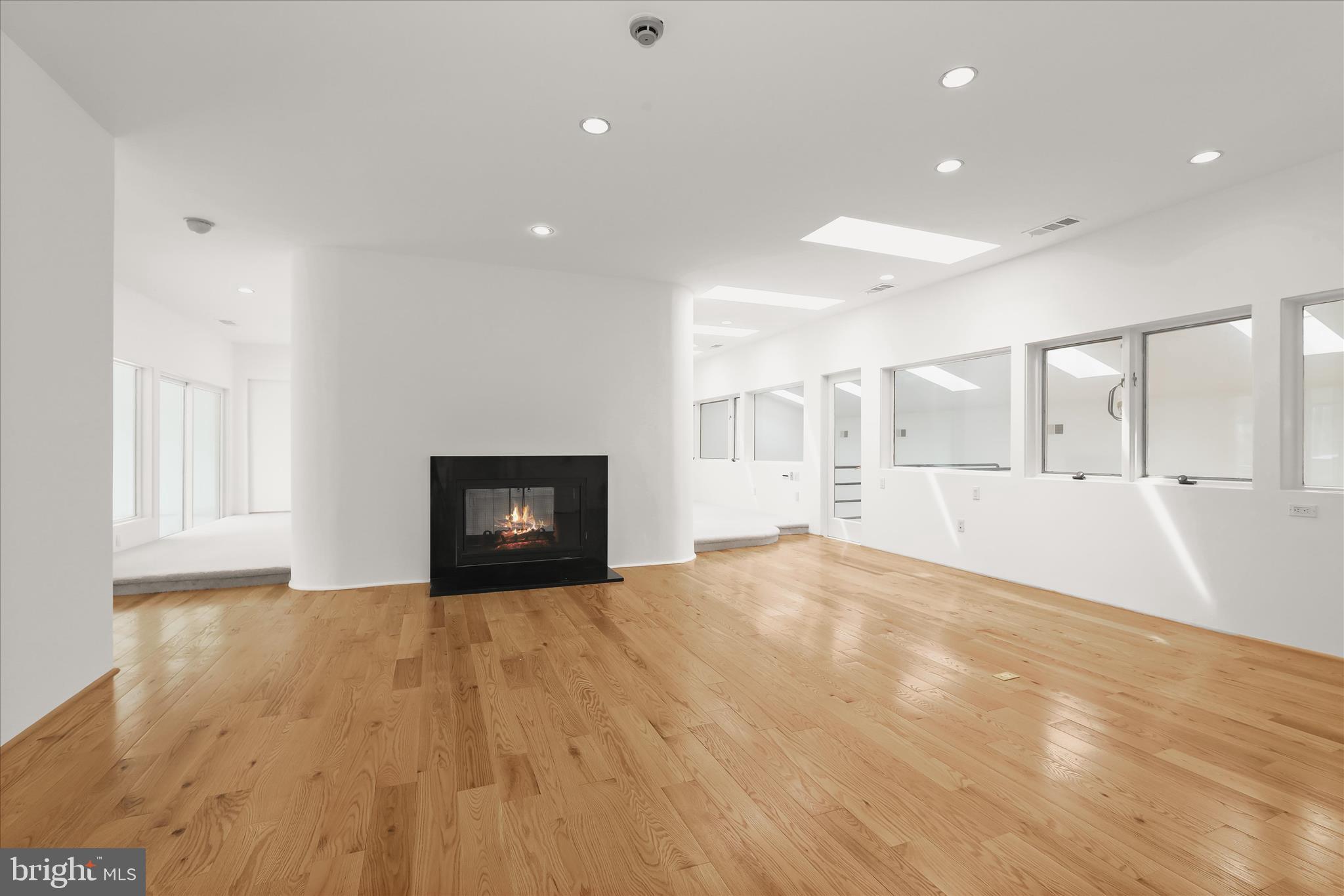 FARSIDE - Residential