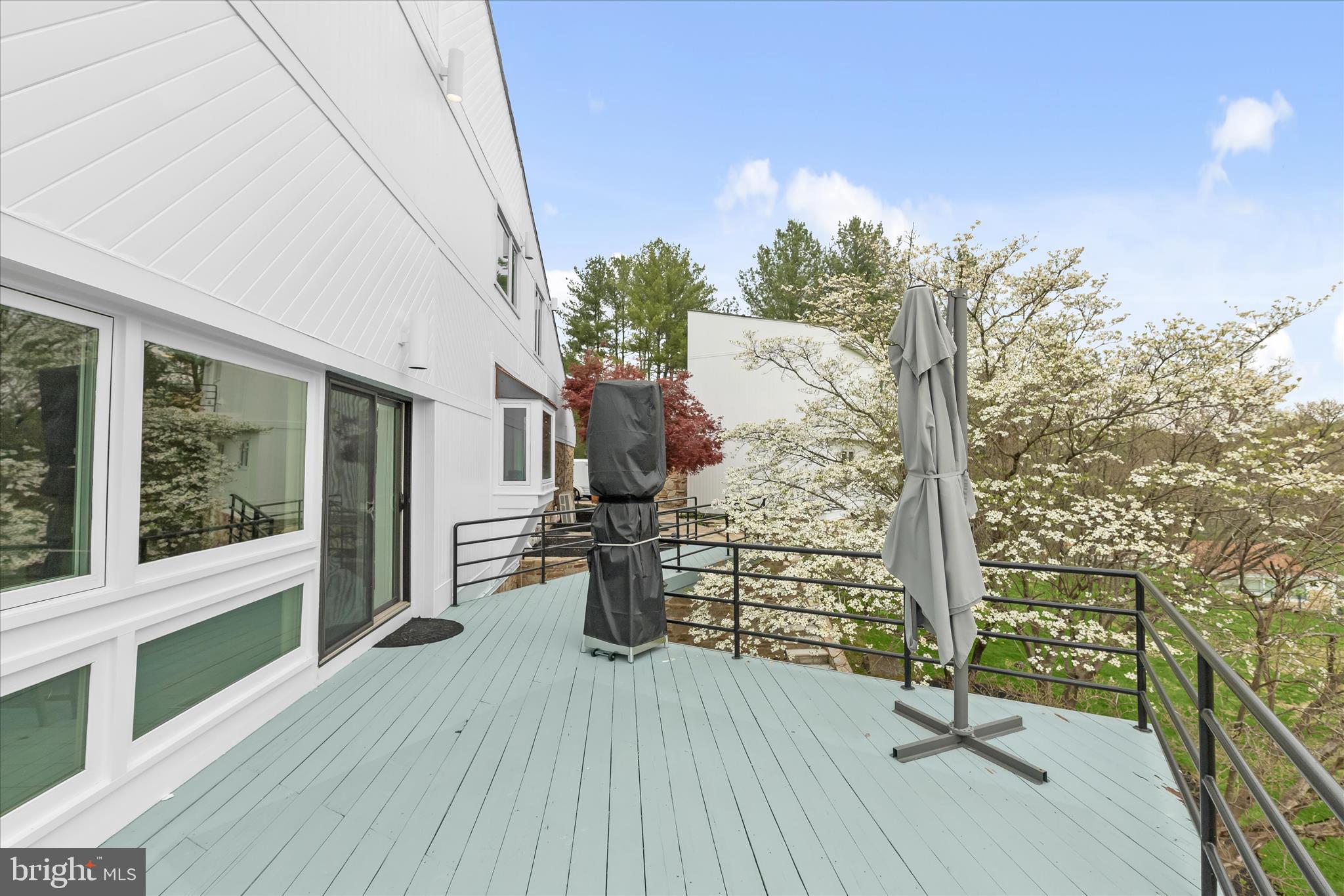 FARSIDE - Residential