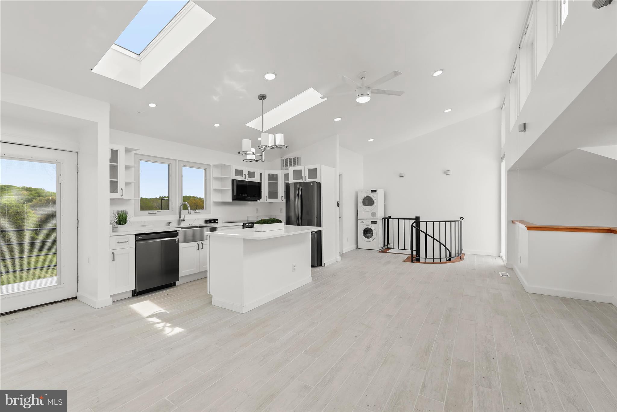 FARSIDE - Residential