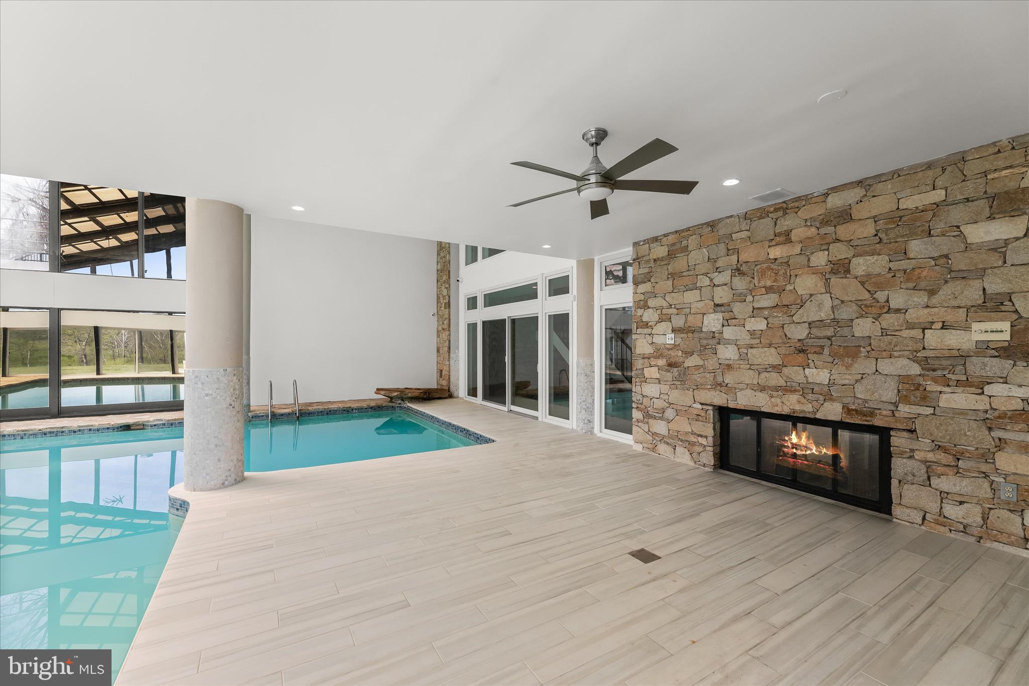 FARSIDE - Residential