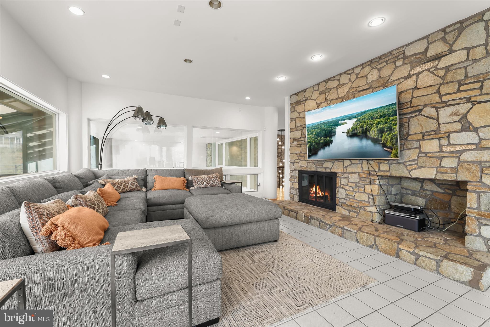 FARSIDE - Residential