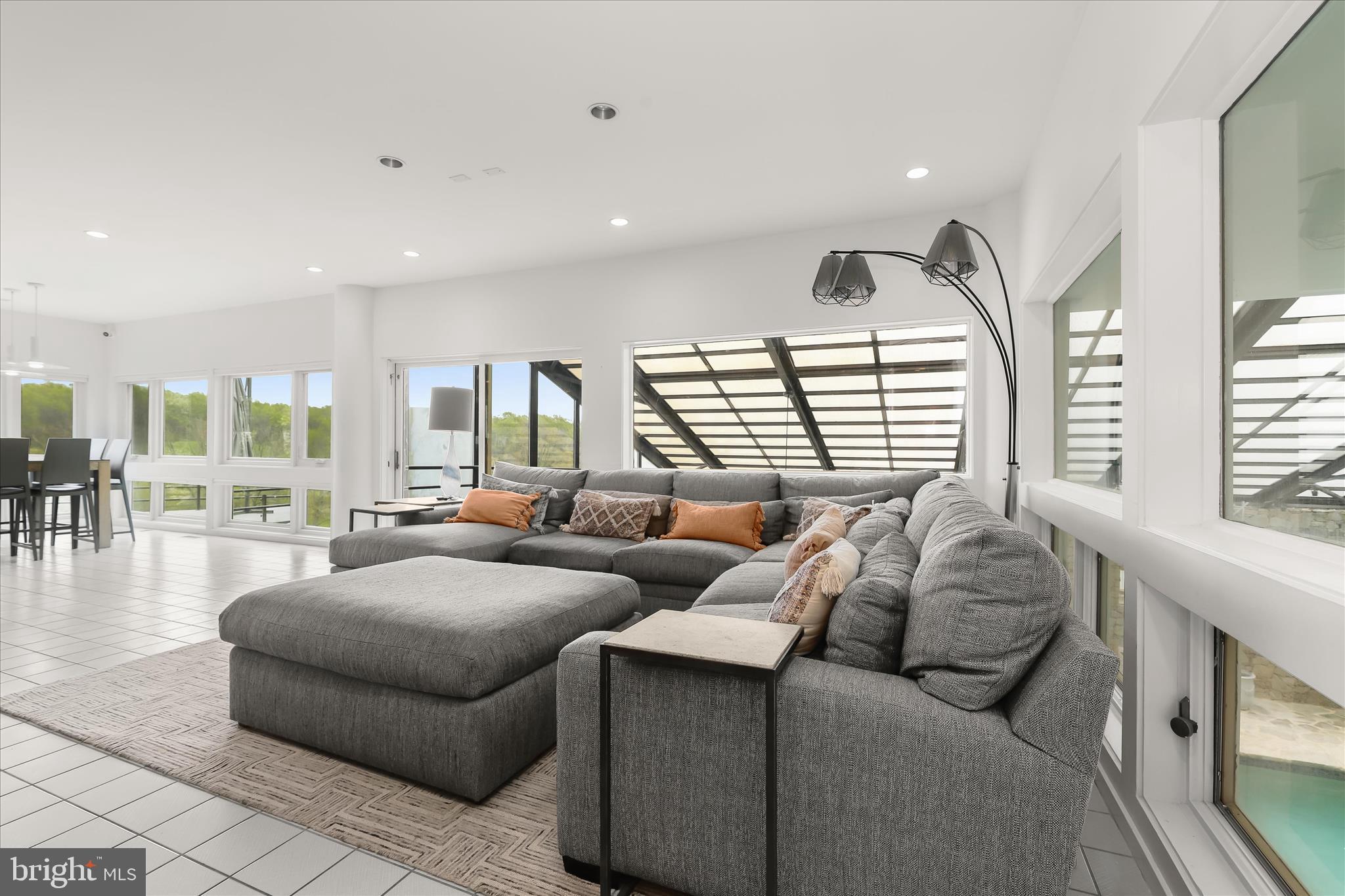 FARSIDE - Residential