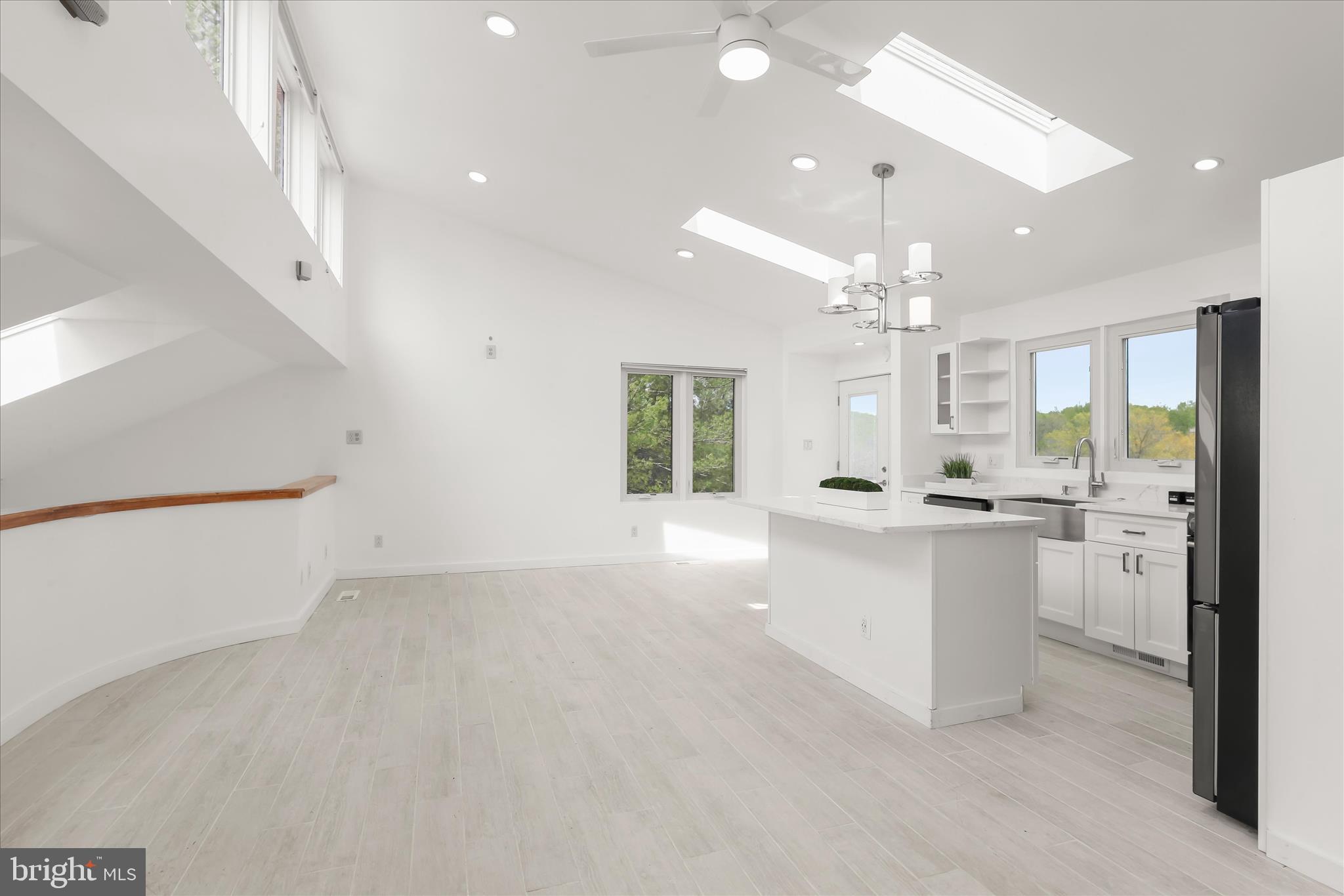 FARSIDE - Residential