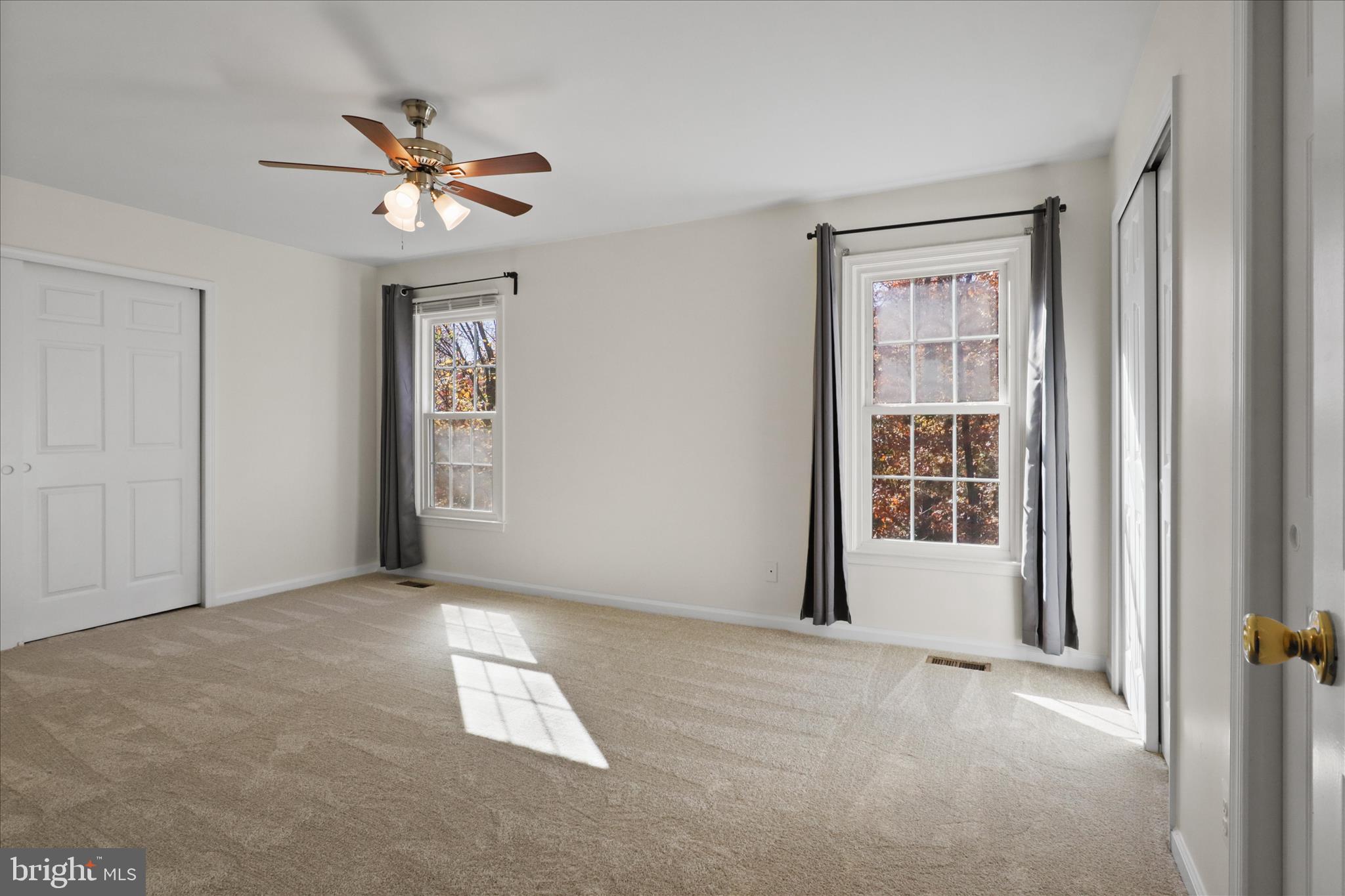 TYSONS TOWNES - Residential