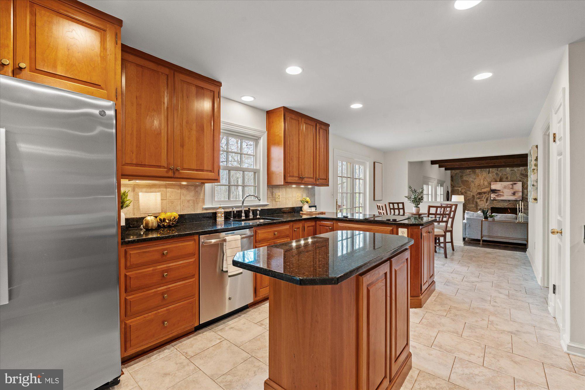 COLVIN RUN ESTATES - Residential