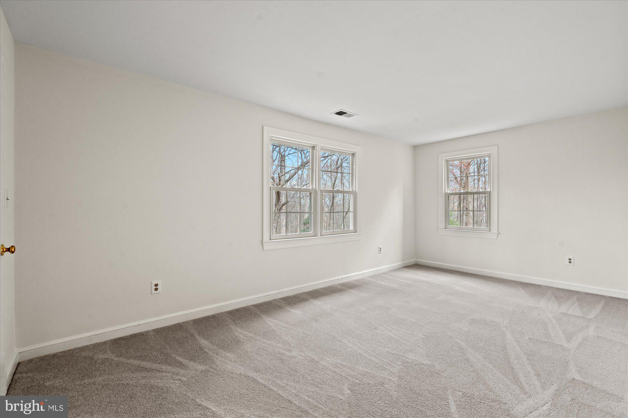 COLVIN RUN ESTATES - Residential