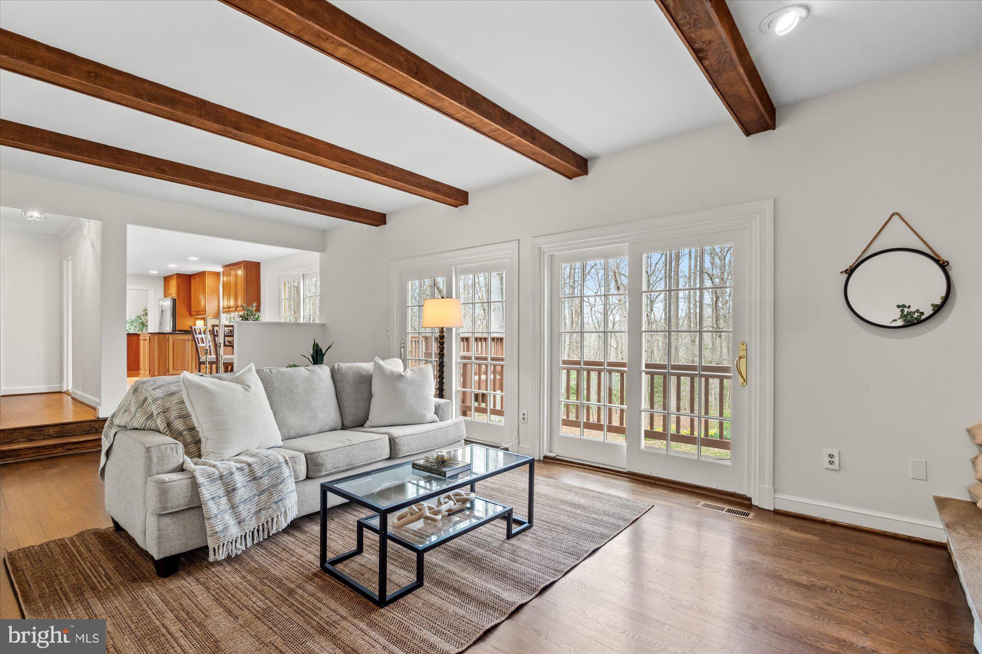 COLVIN RUN ESTATES - Residential