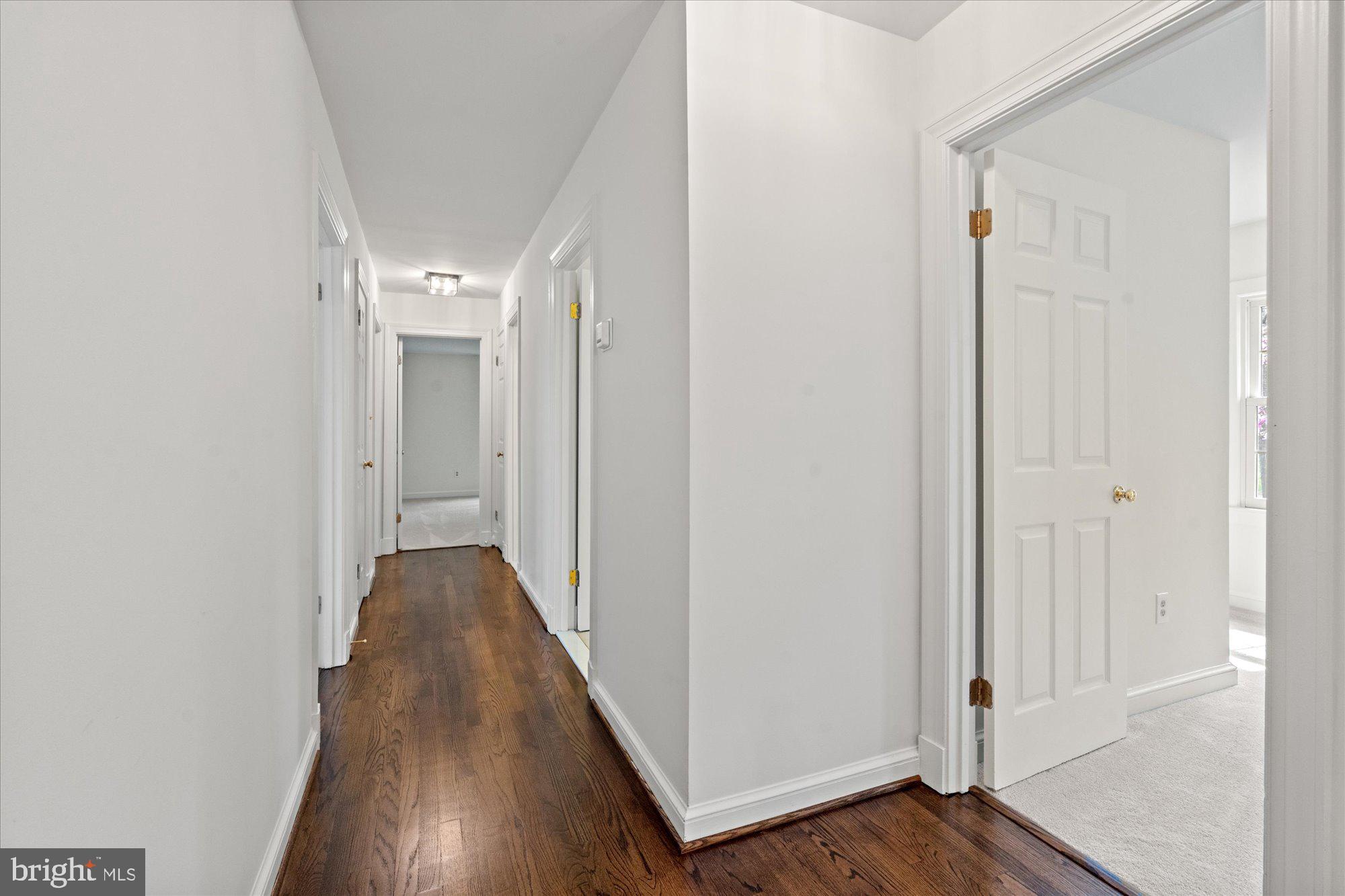 COLVIN RUN ESTATES - Residential