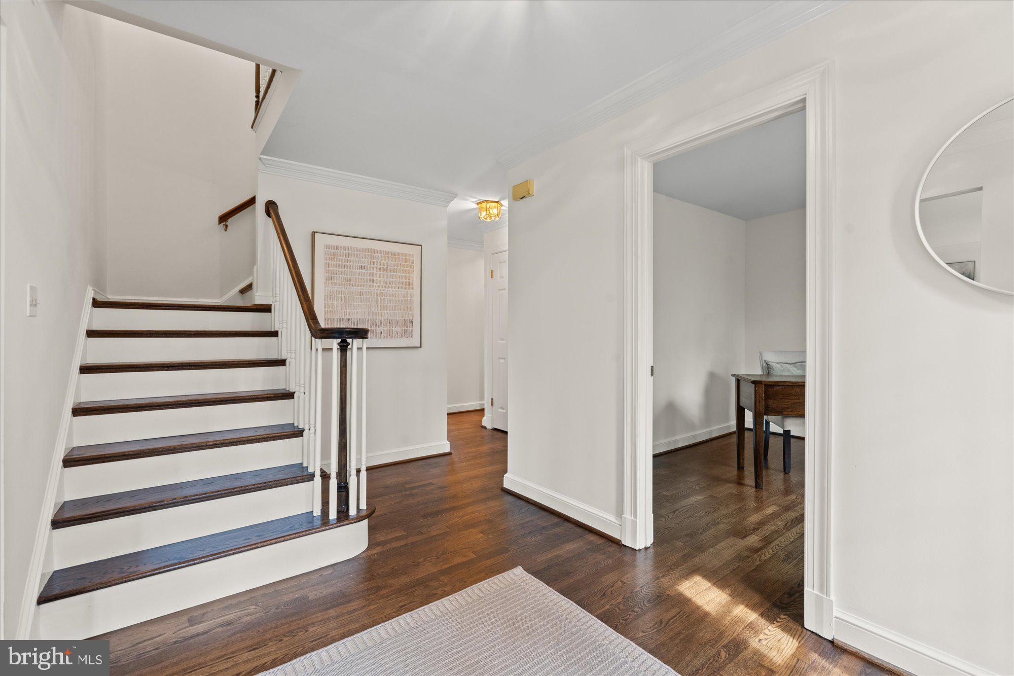 COLVIN RUN ESTATES - Residential