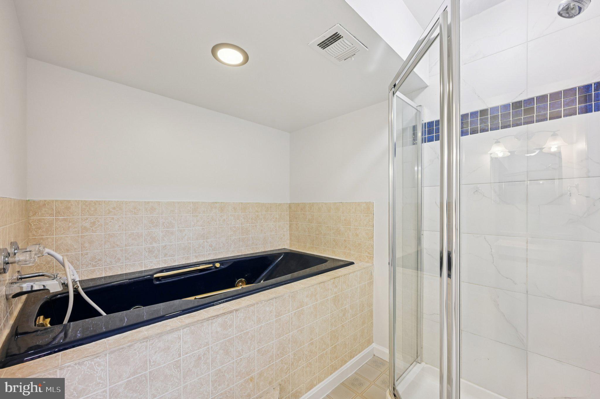 THE PLANTATIONS - Residential