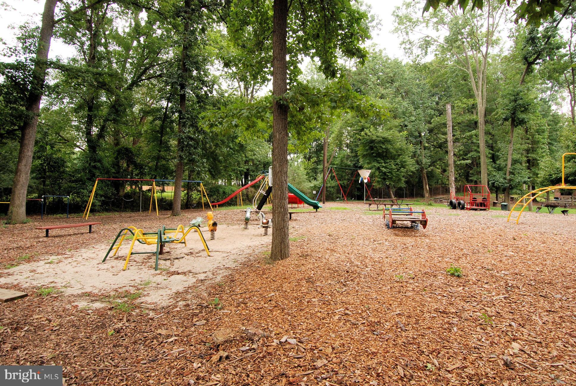 BUCKNELL MANOR - Residential