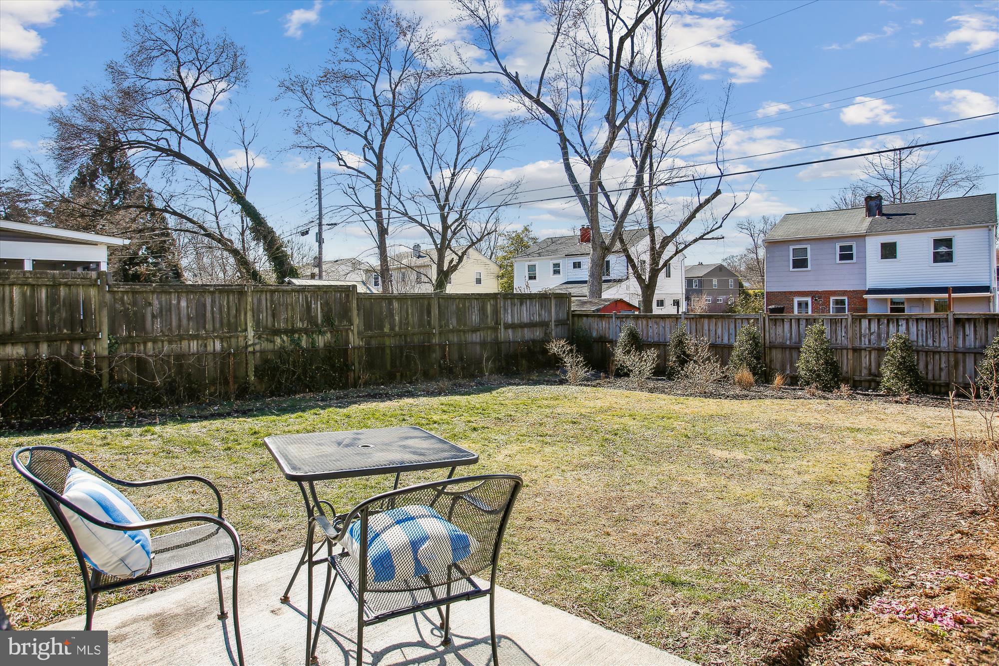 BUCKNELL MANOR - Residential