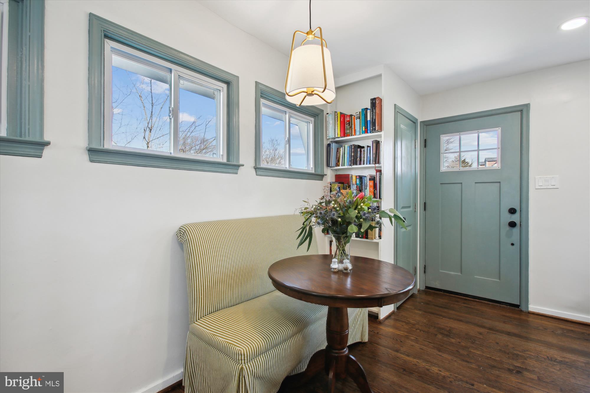 BUCKNELL MANOR - Residential