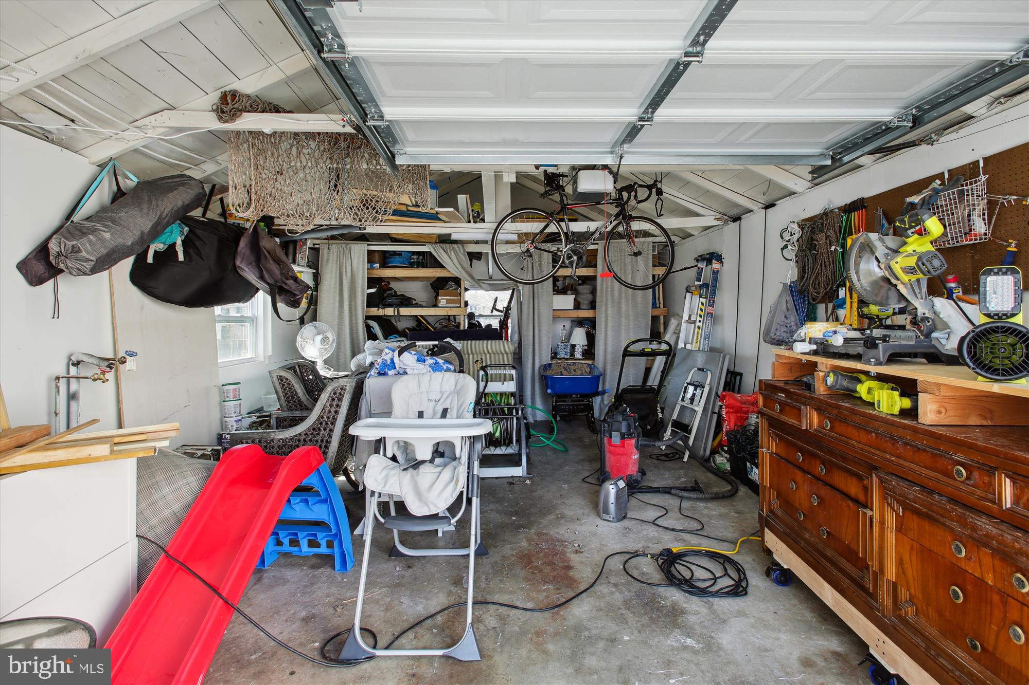 BUCKNELL MANOR - Residential