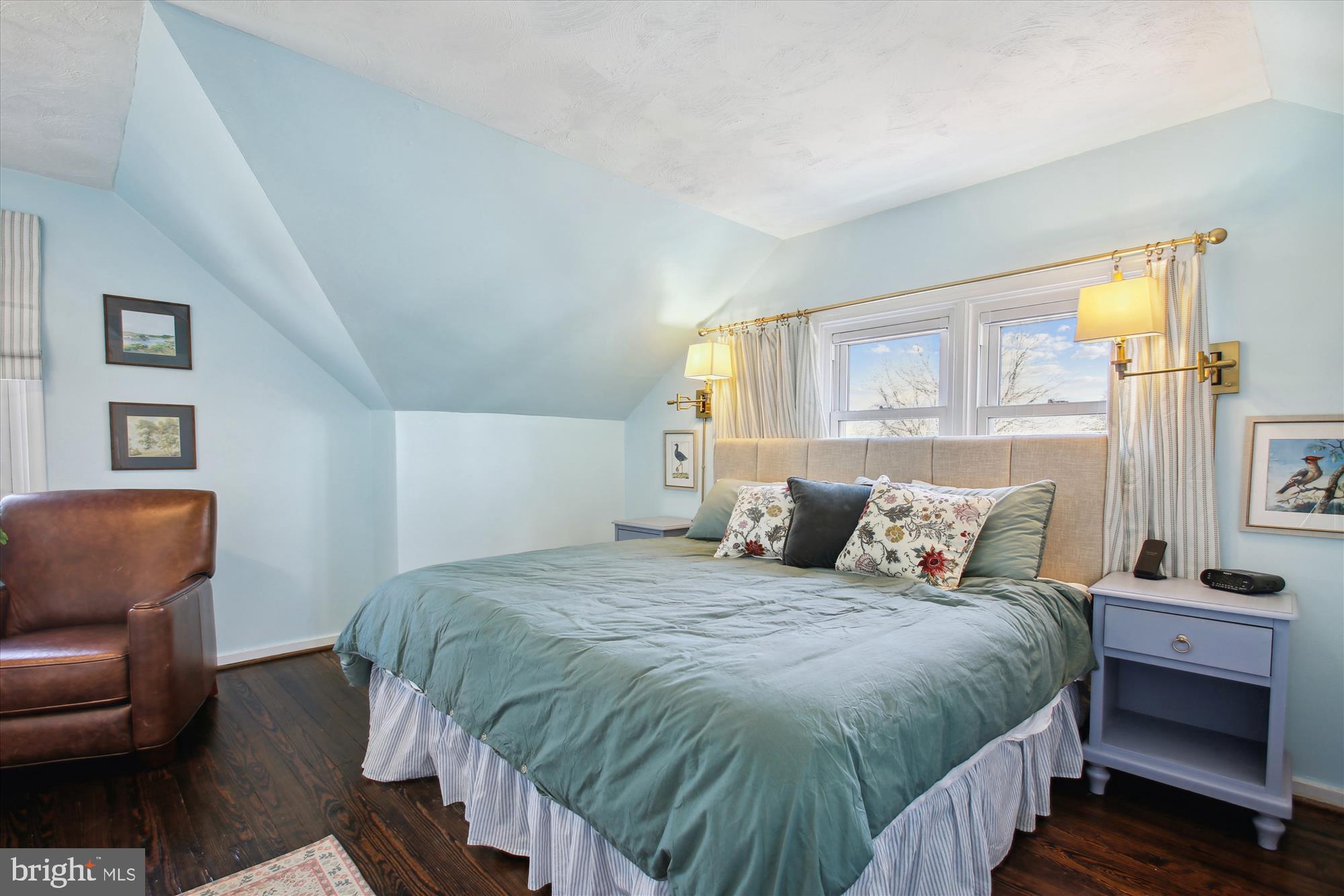 BUCKNELL MANOR - Residential