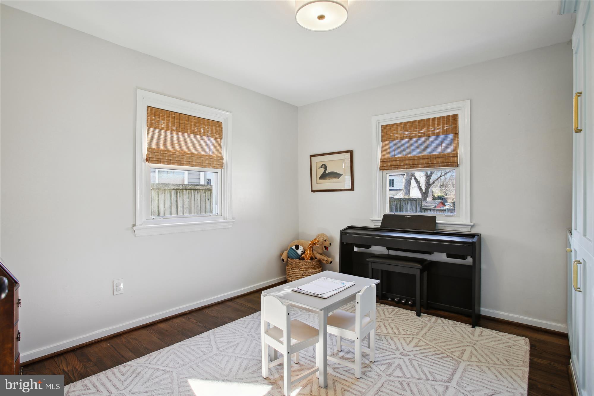 BUCKNELL MANOR - Residential