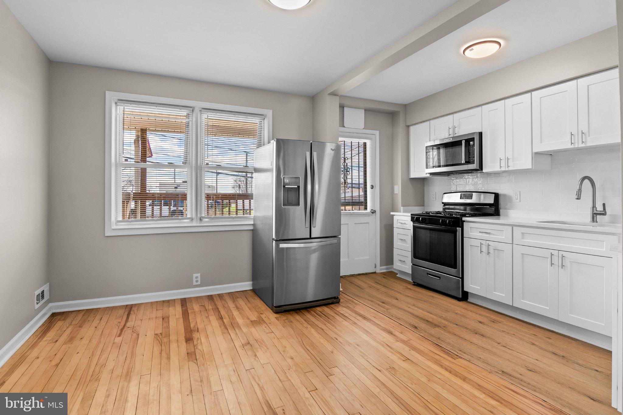 EASTWOOD - Residential