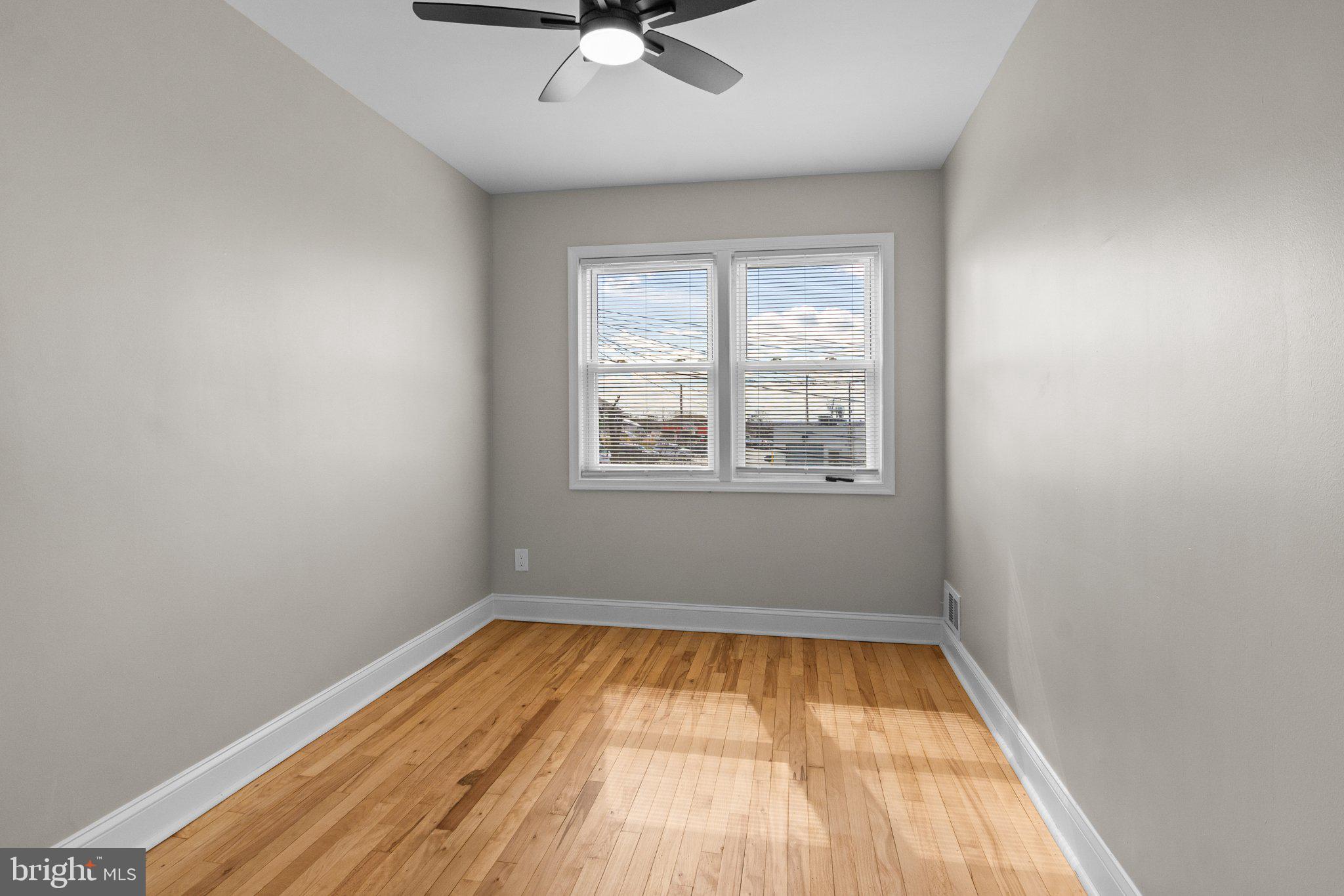 EASTWOOD - Residential