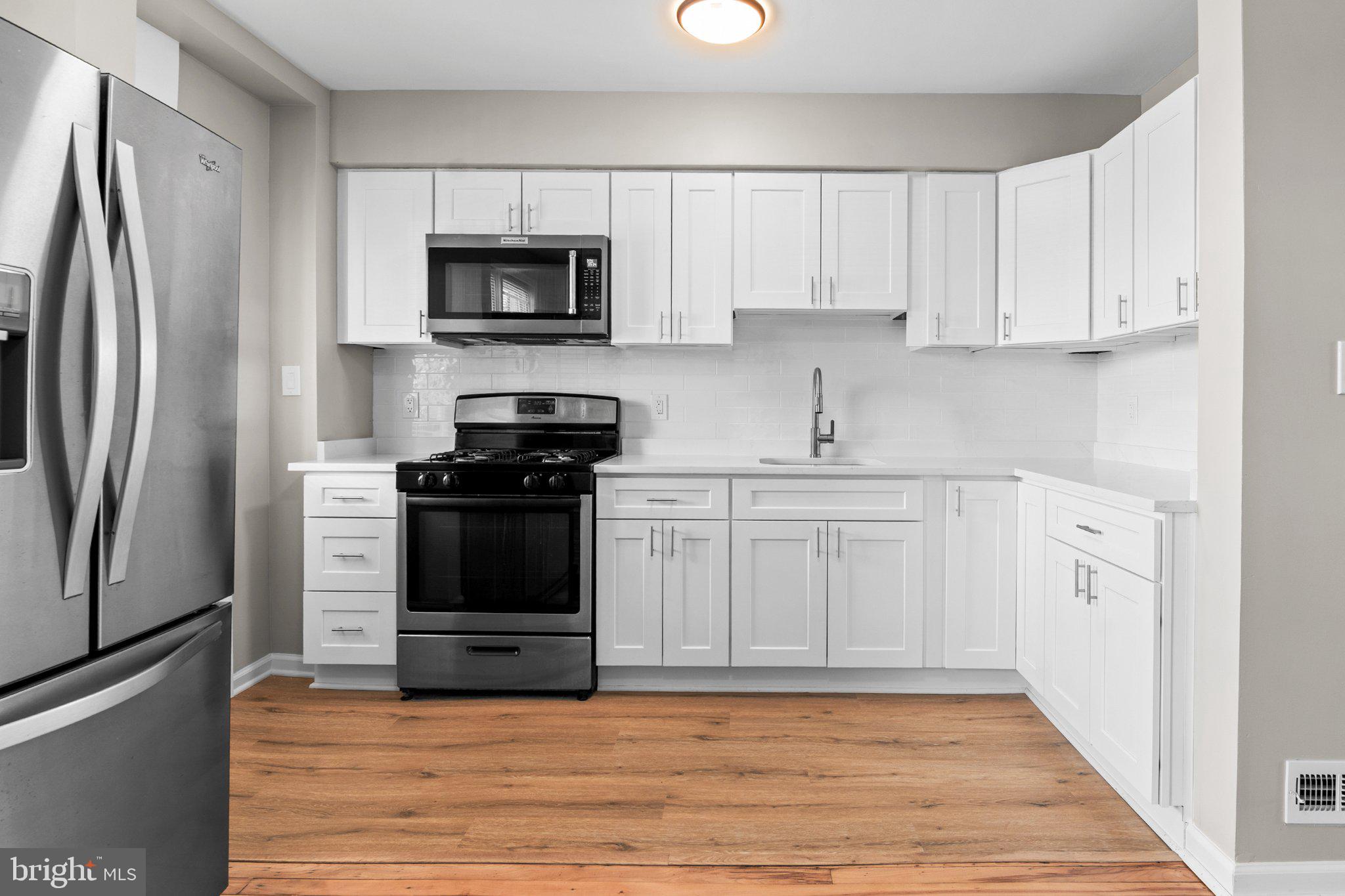 EASTWOOD - Residential